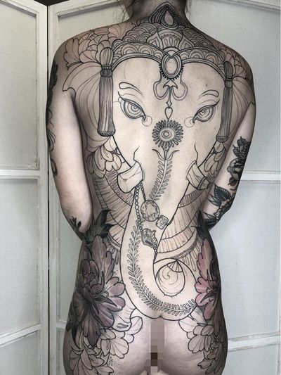 Work in progress tattoo by Lorena Morato #LorenaMorato #wiptattoo #wip #workinprogress #inprogresstattoo #unfinished #linework #ganesha #elephant #backtattoo #backpiece #neotraditional #peonies