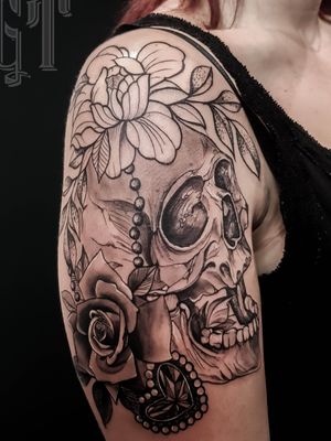 Done by Gorilla Tattoo #skull #rose #flower #heart #blackandgray