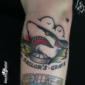 A sailors grave... lil redrawn Norman Collins... done  by./ david #tattoo #tattooedpeople #girlswithtattoos #sharktattoo #traditional #traditionaltattoo #traditionalbangers #americantraditional #americana #armtattoo #bold #shark #wuppertal #solingen #sailorsgravetattoo #hilden #sailortattoo #boldlines #sailorsgrave #sailorjerry #boldwillhold #davidvandamn #picoftheday #tattoosofinstagram #tradwork #tradworkers #oldlines