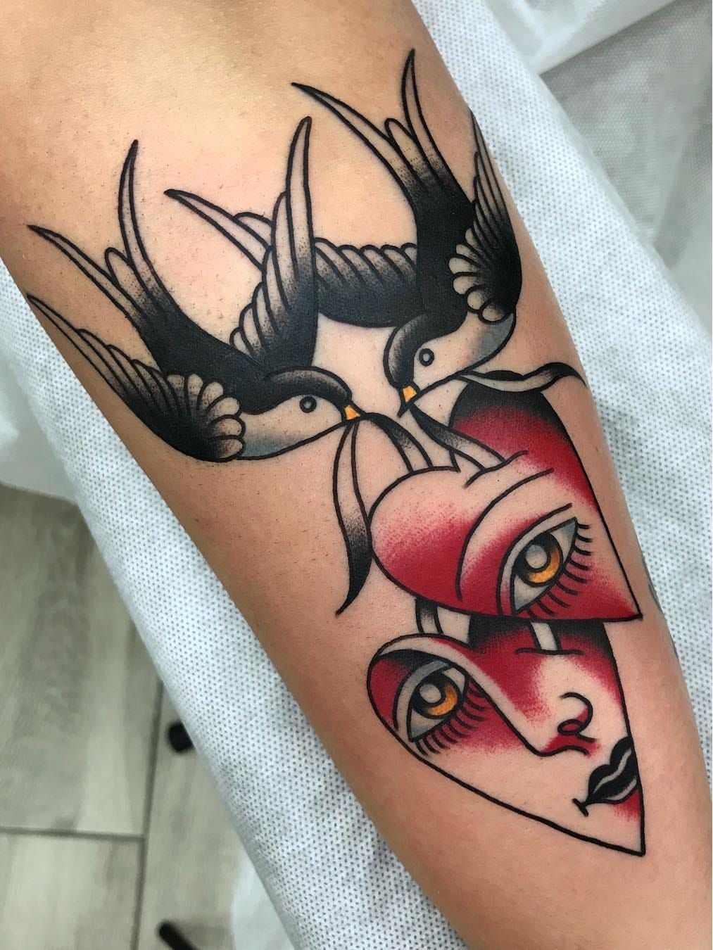 Why not check these latest unique traditional swallow tattoo we picked