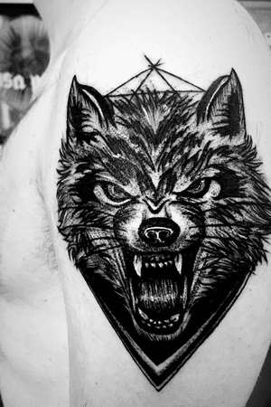 #tattoooftheday —> #fwolf !Tous droits réservés et copyright © CDC ink #lecdcink #cdcink #tattoo #tattooartist #tattooedboyl #tattooflash #troyes #france #tattooartist #ink #instaflash #tatooflash