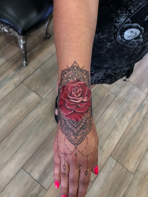 Flash tattoo