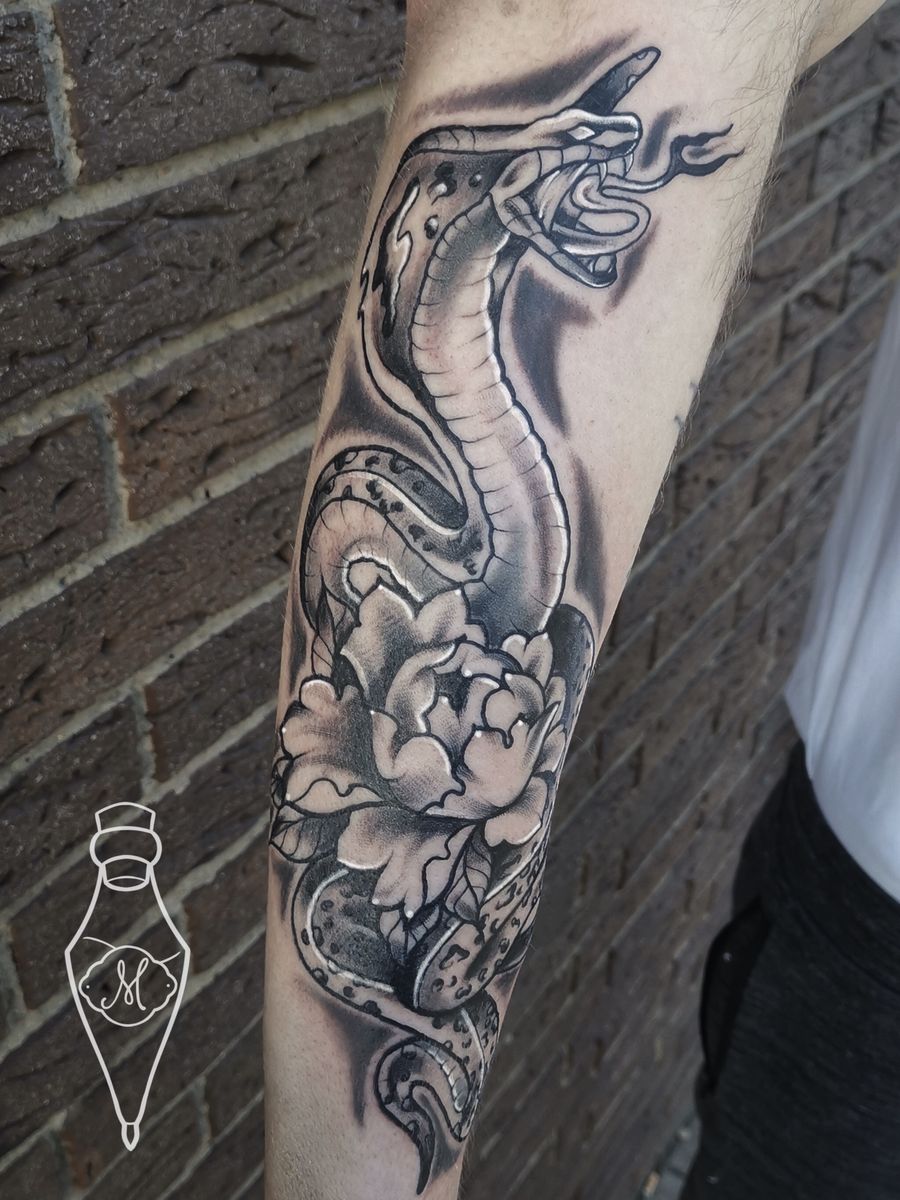 Tattoo uploaded by Hanna Valdor • Tattoodo