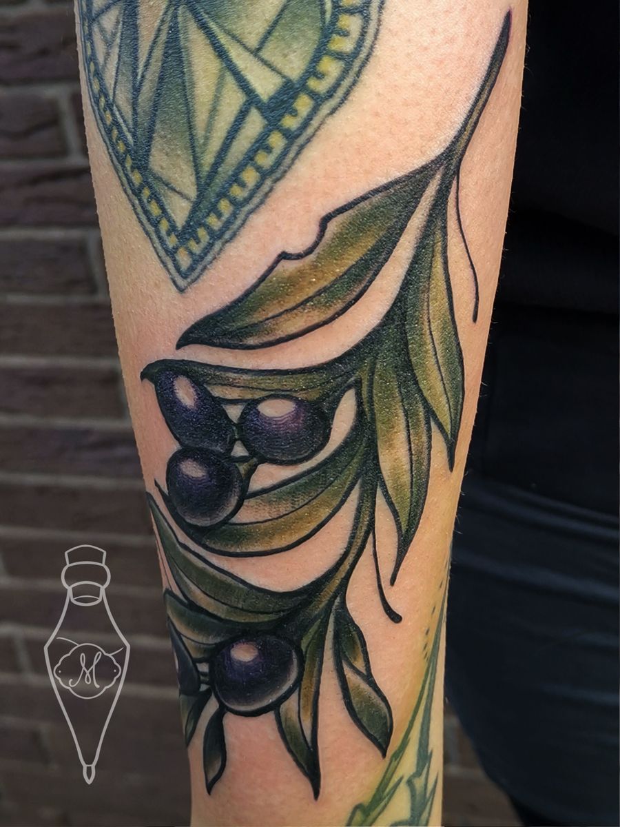 Tattoo uploaded by Hanna Valdor • Tattoodo