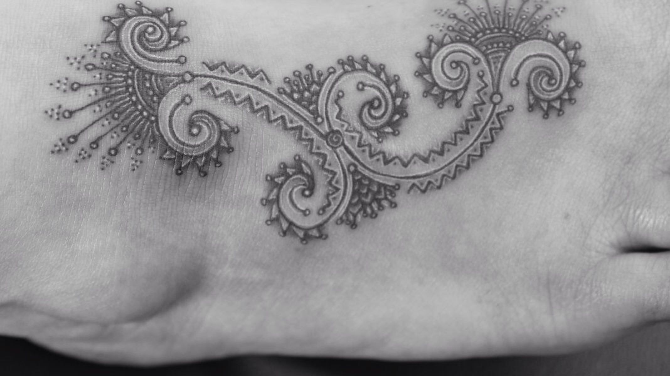 Tattoo uploaded by Rich Ainsworth • fine Line, foot tattoo, feminine