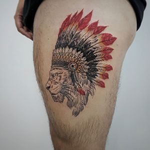 Leão do nosso amigo baiano Daniel! O cara não sente dor não haha Grande abraço meu amigo! Quando voltar pra Goiânia de novo vamos fazer mais tattoo em!Faça já seu orçamento! (62) 9 9326.8279#tattoo #ink #blackwork #tattoolife #Tatuadouro #love #inkedgirls #Tatouage #eletricink #igtattoo #fineline #draw #tattooing #tattoo2me #tattooart #instatattoo #tatuajes #blackink #lion #liontattoo #leao #tatuagemfeminina #tatuagemmasculina #Goiania 