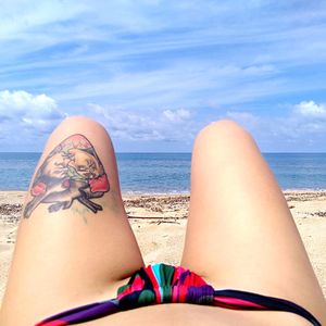 Love and sea from Italy 🇮🇹 ❤️🌊🤙😎Old school tattoo#tattooart #oldschooltattoos #love #babeswithtattoos #sea  
