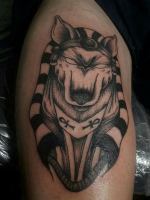 Anubis tattoo! #Argentina #buenosairestattoo @wenc.ink 👈 Instagram 