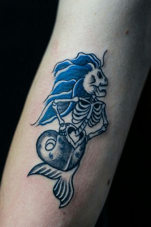 Tattoo by Lamparina Tattoo Studio