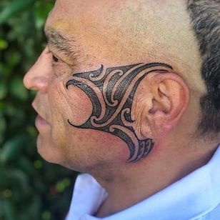 Ta moko face tattoo of Raa from Otautahi Tattoo Christchurch #OtautahiTattooChristchurch #Otautahi #Raa #Haida #Polynesian #Maori #Maoritattoos #tamoko #marquesantattoo #tribaltattooing #blackwork #tribal #tribal #tribal