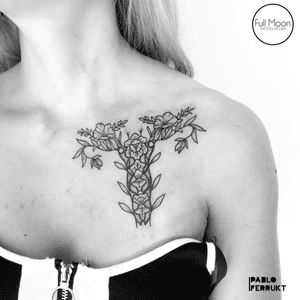 Floral Uterus for @moondaughter_ ! Nice to see you again! Thanks so much ! Done @fullmoonberlin Appointments at email@pabloferrukt.com or DM.#blackworktattoo ....#tattoo #tattoos #tat #ink #inked #tattooed #tattoist #art #design #instaart #uterus #blackworktattoos #tatted #instatattoo #copenhagen #tatts #tats #turku #tattedup #inkedup#berlin #berlintattoo #uterustattoo #blackworkers #berlintattoos #flowers #schwarz  #tattooberlin #oldschooltattoo