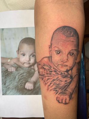 Could've rendered out more but client tapped out after 5hrs...#HA!d fun w/this portrait ink project. #portraittattoo #babyportrait #rendering #forearmtattoo #byjncustoms