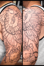 #liverbird #3/4sleeve started on Charles #neotradiotional #linework #pocketwatch