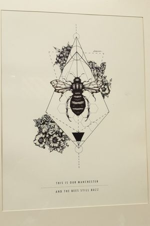 This is Manchester and the Bees still Buzz♡Unfortunately I do not know who's work this is and i do not own it. I saw this in Afflecs in Manchester and instantly fell in love ♡