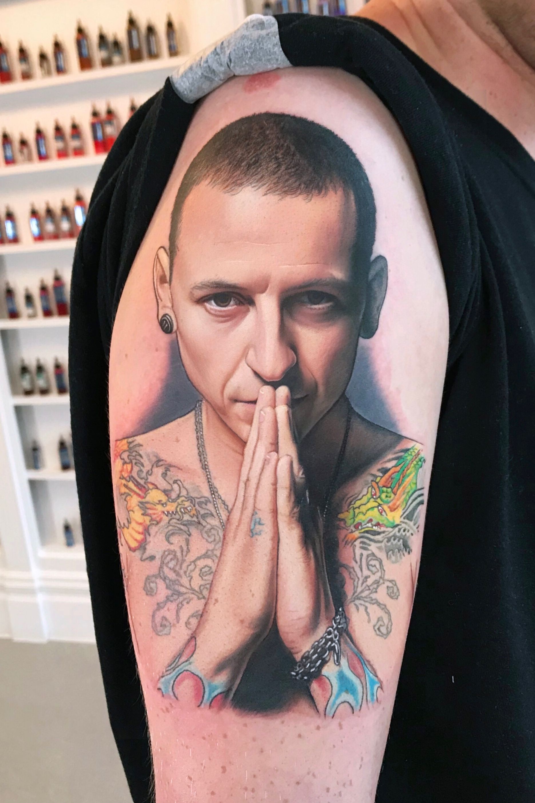 Tattoo Uploaded By Jammes Chester Bennington Tattoo By Jammes Tattoo Studio Tattoodo