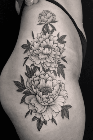 Really fun piece! Tough as nails client! @villeprinsen #villeprinsen #tattoo #tatuering #tatuointi #tatovering #tatuaje #tatuagem #tatouage #tätowierung #blackwork #unikumtattoo #göteborg