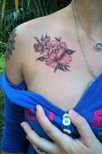 #tattoodelicada #tattooartist #tattooflower #tattoocolorida #peonias #tattoofeminina #flowers #dorarocha #dorarochatattoo