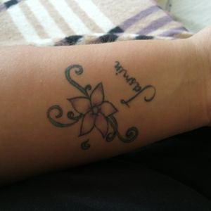 My first tattoo. #jasmin #jamsinflower #flower #colorful 