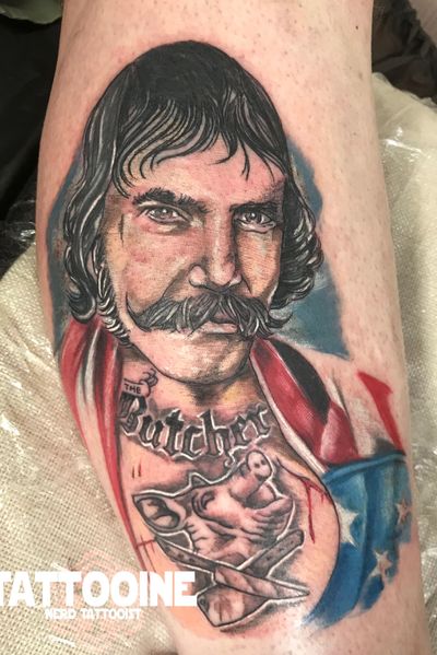 The butcher - gangs of New York- graphic style #tattooartist #tattoos #blackandgreytattoo #tattoo #picoftheday #pictureoftheday #blackandwhite #blackandgreytattoo #horror#horrortattoo #nerd #nerdtattoo #comic #comictattoo #marvel #marveltattoo #dc #dctattoo #drawings_academy #thebutcher #thebutchertattoo #gangsofnewyorktattoo #gangsofnewyork