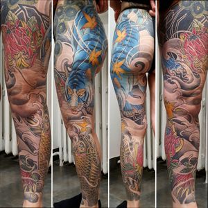 Japanese Irezumi Leg Sleeve. Koi Fish, Tiger, Maple Leaves, Chrysanthemum, Finger Waves, Wind Bars, done at Holy Tiger Tattoo, Private Studio, Caluire et Cuire, Lyon, France.