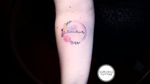Serendipity 🌸🍃👌🏻Instagram: @karincatattoo#Serendipity #tattoo #writing #tattoos #tattoodesign #tattooartist #tattooer #tattoostudio #tattoolove #tattooart #ink #inked #minimalism #line #flower #colorful #colortattoo #botanicaltattoo #istanbul #turkey #dövme #dövmeci #kadıköy 
