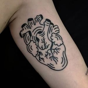 Bold anatomical heart.#tattoodo #boldtattoo #londontattoo #londontattoos #hearttattoo #hearttattoos #blacktattoo #blacktattoos #lineworktattoo #linetattoo #biceptattoo #hearttattoo #hearttattoos #boldtattoos