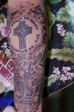 Skulls and bones, sword, background, and space ship done by me..i did not do the lettering or the cross.