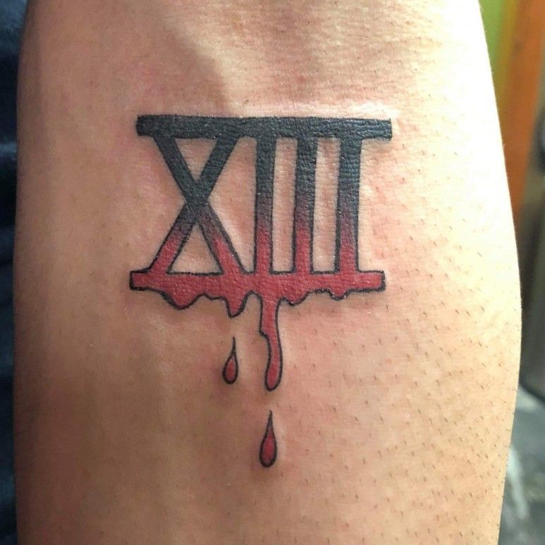 Entry 13 by adomasbiskis for SIMPLEST CONTEST EVER Roman Numeral Design  for a small Tattoo  Freelancer