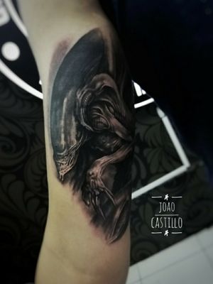 Alien tattoo Black&Gray