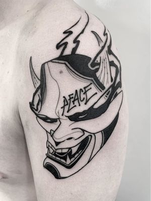 Neo Japanese tattoo by Oscar Hove #OscarHove #upperarm #arm #neojapanese #neojapanesetattoo #japanese #Japaneseinspired #ukiyoe #mashup #unique #blackwork #hannya #peace #graphicart