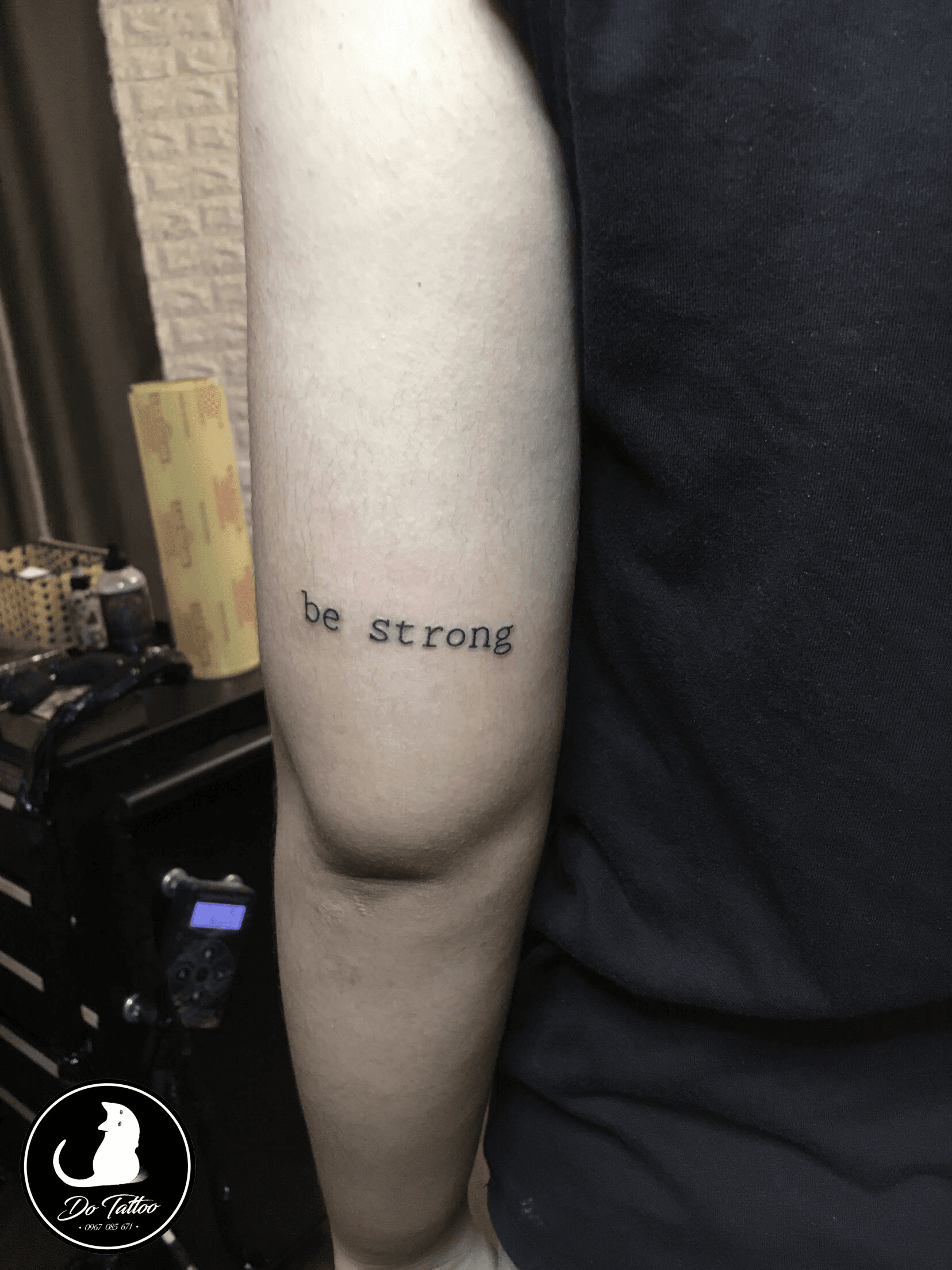 BE STRONG GIRL tattoo  Tattoo Mini  Hình Xăm Nhỏ Chất  Facebook