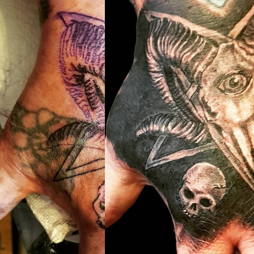 Cecil Porter Studios  Custom Tattoos and Illustration  Tattoos  Movie  Horror Vampire  Zim and Count hands