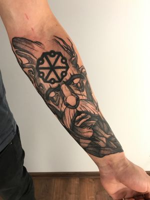 Pinterest: https://pl.pinterest.com/lunartatts/ Instagram: https://www.instagram.com/maurycytattoohttps:// www.instagram.com/lunar.tatts Facebook: https://www.facebook.com/maurycy.tattoohttps://www.facebook.com/lunar.tatts/#tattoo #polandtattoos #equilattera #tattrx #tattoostagram #tattooistartmagazine #taot #lodz #poland #inkstinctsubmission #black #darkartists #blackwork #blackworkerssubmission #theblackmasters #btattooing #blacktattoo #blacktattoomag