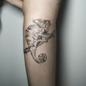 Camaleão.@anagoncalves.tattoo 
