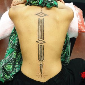 #freehand #samoan spine piece#female #tattoo