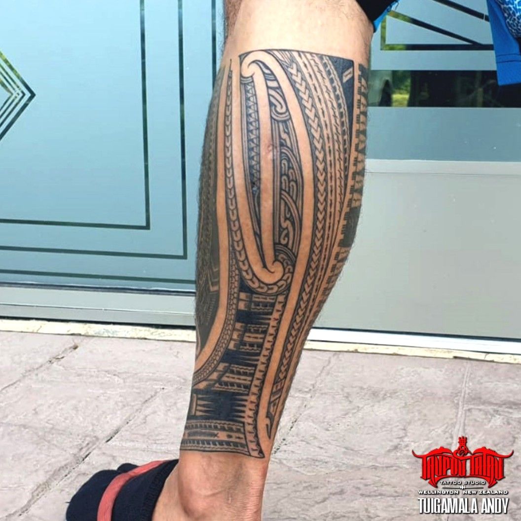 Tattoos on Pinterest  Honeycombs Geometric Mandala Tattoo and    Honeycomb tattoo Tattoo sleeve filler Tattoo filler