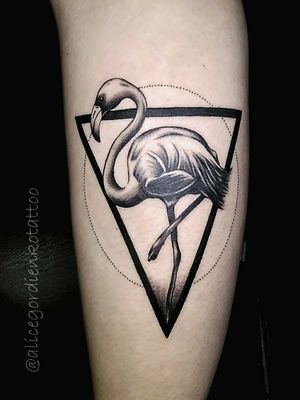 #blackandgreytattoo #flamingotattoo #geometrictattoo #dotwork #tattooart 