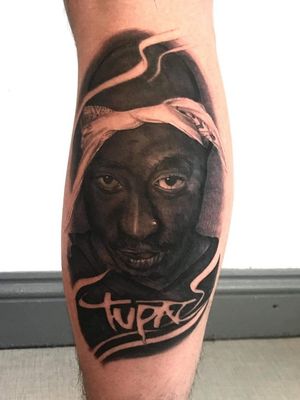 Tupac by Dec Vaughan at two doors down in torquay