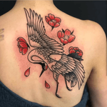 You won't have to crane your neck to see the beauty of this magnificent piece that Vlad (@vlad_scandal) did recently 🕊️🌺