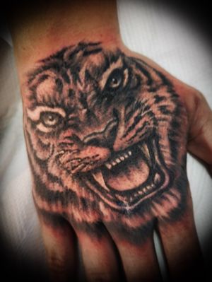 Tattoo by Tattoo Junkies
