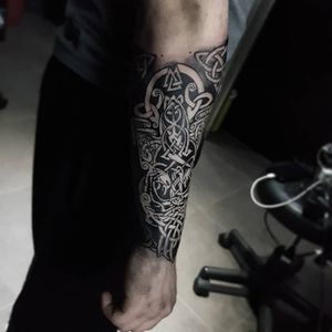 A custom Viking themed forearm for hos 1st tattoo 🖤