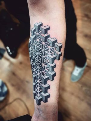 Geometric pattern cover up. To be continued. 