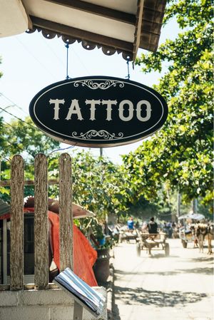 Recomendamos que você sempre se tatue em locais autorizados!