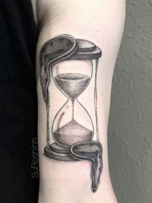 #hourglass tattoo by Sue#blackandgreytattoo 