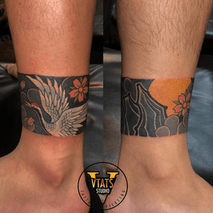 Bracelet Foot Designs by QV...#Goldenlionteam #sutuvangsupply #radiantcolorink #soulofcolor #stelcilswalow #sonen #irezumicollective  #quangvuart#tattoohanoi #hanoitattoo #vtatsstudio #tattooing #bracelettattoo #traditionaltattoo #tattoolife #tattooink #tattoos #vietnamtattoo #thebesttattoovietnam #hanoitattooartists #thebesttattoovietnam #hanoioldquarter #tattoooldquarter - - - - - - - - - -📍 Address: 3th Floor , 12 Cho Gao St, Hoan Kiem Dist, Ha Noi📍 Địa Chỉ: Tầng 3, 12 Chợ Gạo, Hoàn Kiếm , Hà Nội🗓 Booking : 090.381.1866📌 Instagram http://www.instagram.com/quangvu2807/📎 FB : https://www.facebook.com/artist.quangvu📧 Email : Vtats.studio@gmail.com📌https://vtatsstudiotattoopiercing.business.site/