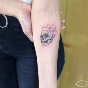 #Skeleton with #pink flower tattoo by Miko