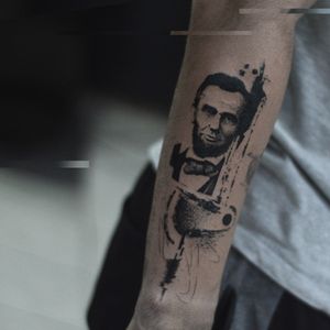  glitxing #AbrahamLincoln #Abraham #Lincoln#glitchtattoo #TattooGlitch