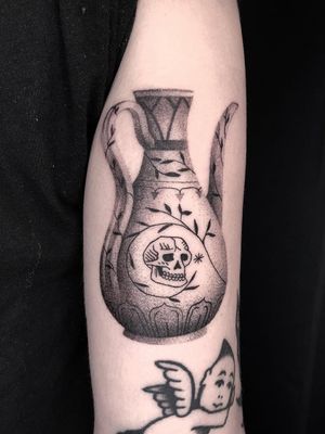 Forearm tattoo by Thomas aka badluckveteran #ThomasBennington #badluckveteran #dotwork #illustrative #vase #floral #nature #plant #skull #death #ivy  #tattoodo #tattoodoapp #tattoodoappartists #besttattoos