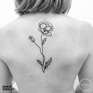 Poppy flower for @vivien4711 , thanks so much ! Appointments at email@pabloferrukt.com or DM.#poppyflowertattoo ....#tattoo #tattoos #tat #ink #inked #tattooed #tattoist #art #design #instaart #blackwork #blackworktattoos #tatted #dotworktattoo #bodyart #tatts #tats #amazingink #tattedup #poppyflower#berlin #berlintattoo #traditionaltattoos #blackworkers #berlintattoos #black #schwarz  #tattooberlin #oldschooltattoo