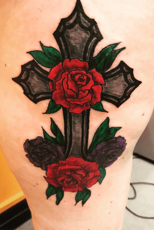 Gothic cross and roses 